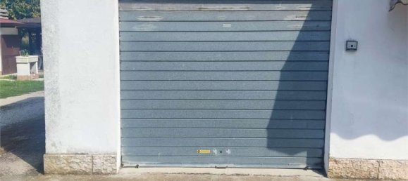 5 rooms Apartment in Ferrara, Italy No. 88392 9