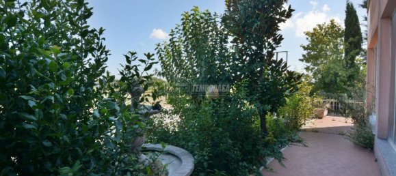 3-Zimmer Gewerbliche Immobilie in Castelfidardo, Italy, Nr. 134907 7