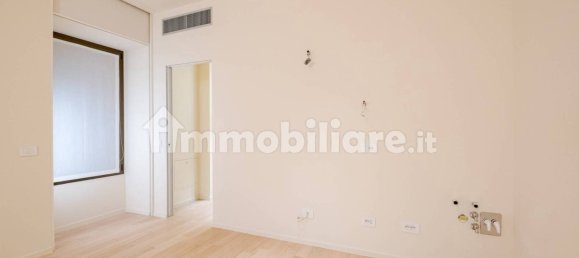 1 bedroom Apartment in Milan, Italy No. 374065 13