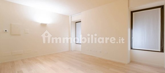 1 bedroom Apartment in Milan, Italy No. 374065 10