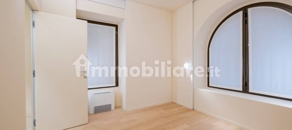 1 bedroom Apartment in Milan, Italy No. 374065 20