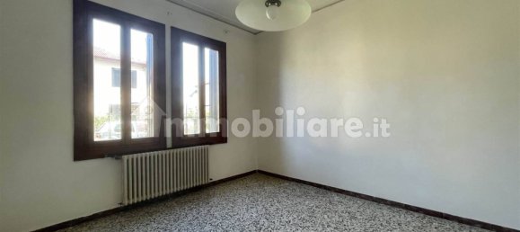4 bedrooms Villa in Portogruaro, Italy No. 344828 5