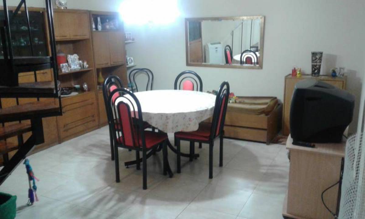 2 bedrooms House in Buenos Aires, Argentina No. 101398