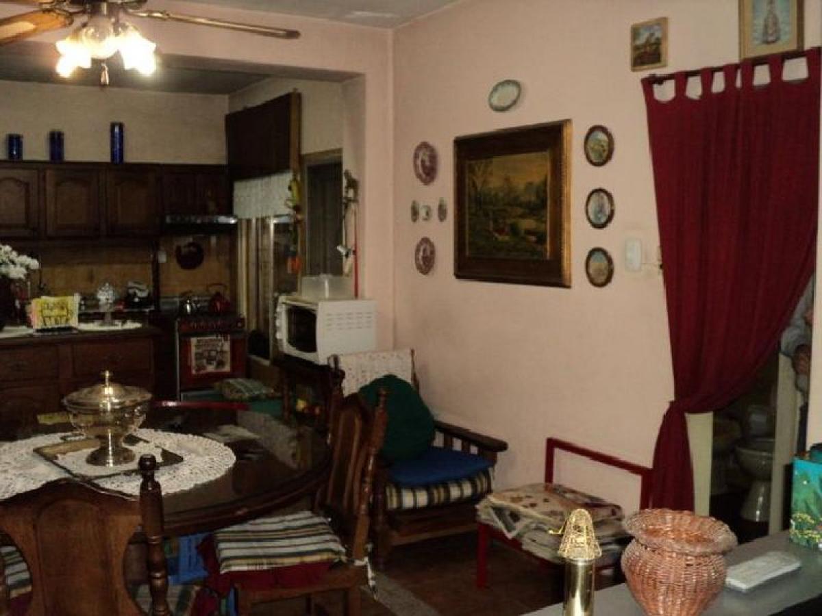 3 Schlafzimmer Haus in Ituzaingo, Argentina, Nr. 82016