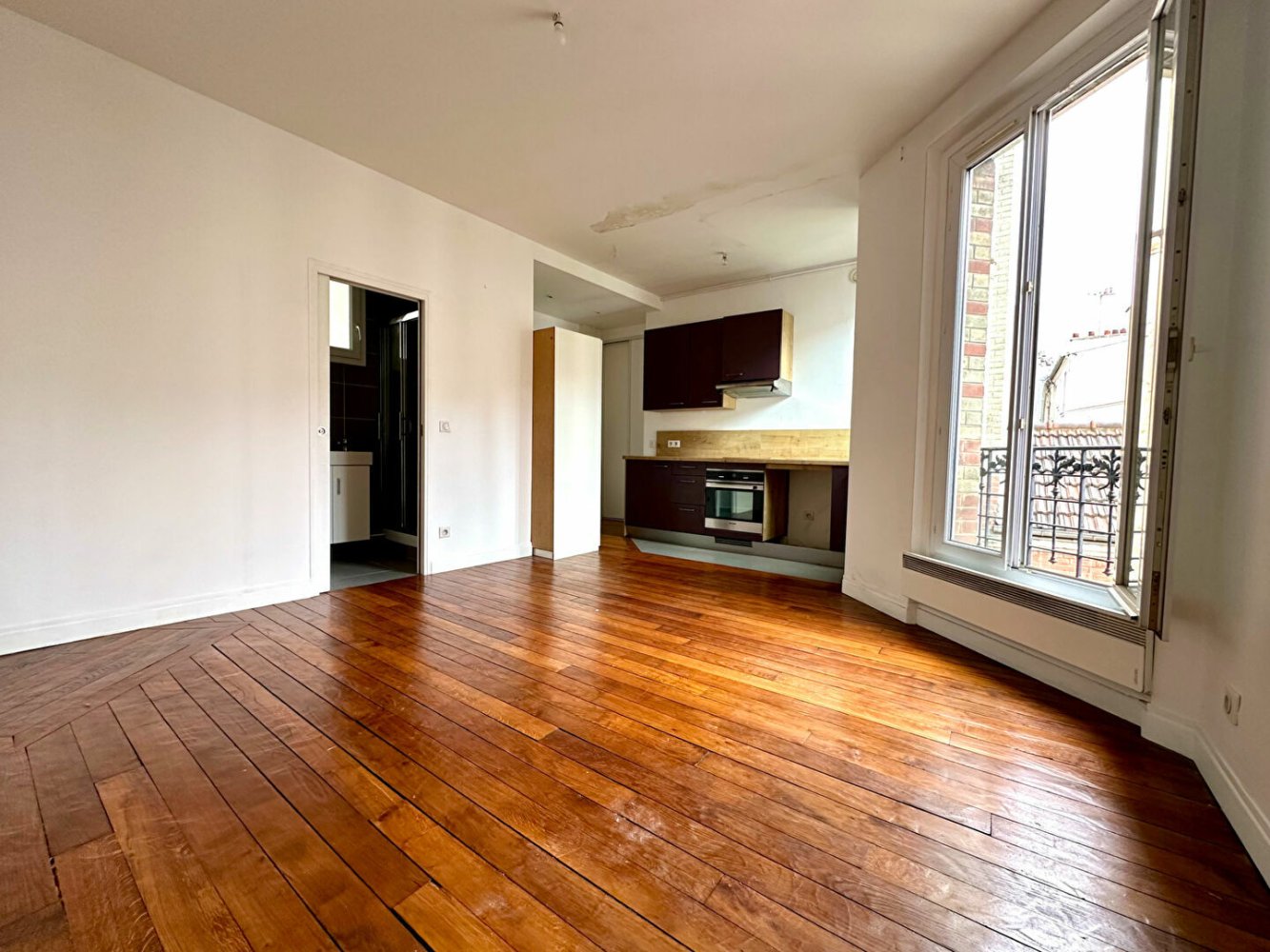 Estudio en Paris, France No. 285114