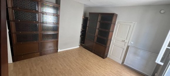 2 bedrooms Duplex in Blois, France No. 290550 2