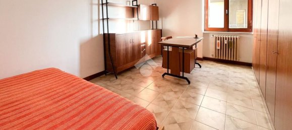 4غرفة شقة في L'Aquila, Italy رقم 30552 17