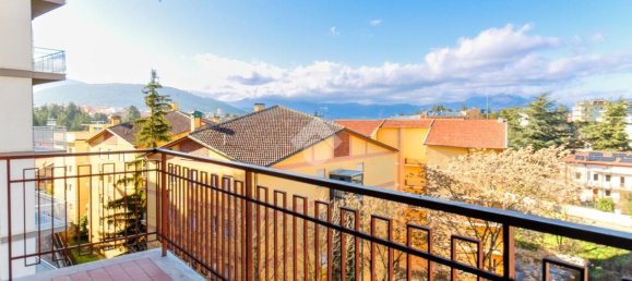 4غرفة شقة في L'Aquila, Italy رقم 30552 7