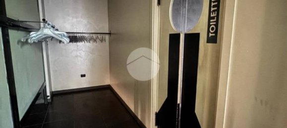  عقار تجاري في Grassobbio, Italy 750متر مربع رقم 273640 15