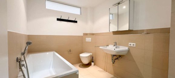 Квартира с 1 спальней в Reutlingen, Германия № 225816 14