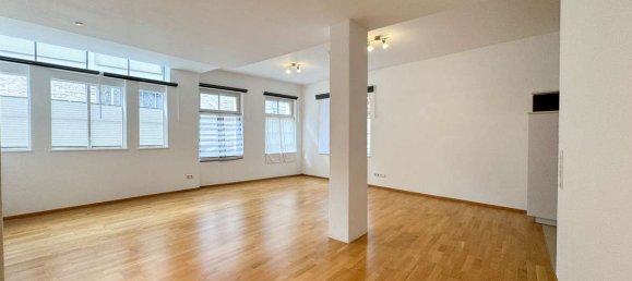 Квартира с 1 спальней в Reutlingen, Германия № 225816 3