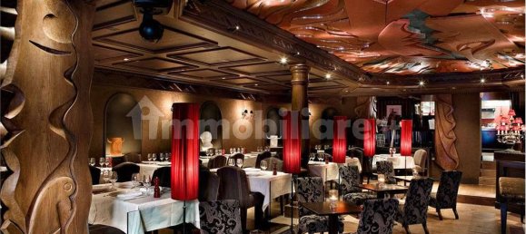 1-Zimmer Gewerbliche Immobilie in Florence, Italy, Nr. 331248 2