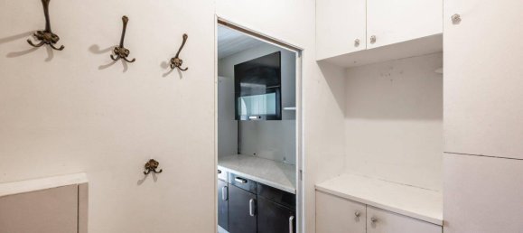 3-salle Penthouse à Favoriten, Austria No. 29932 4