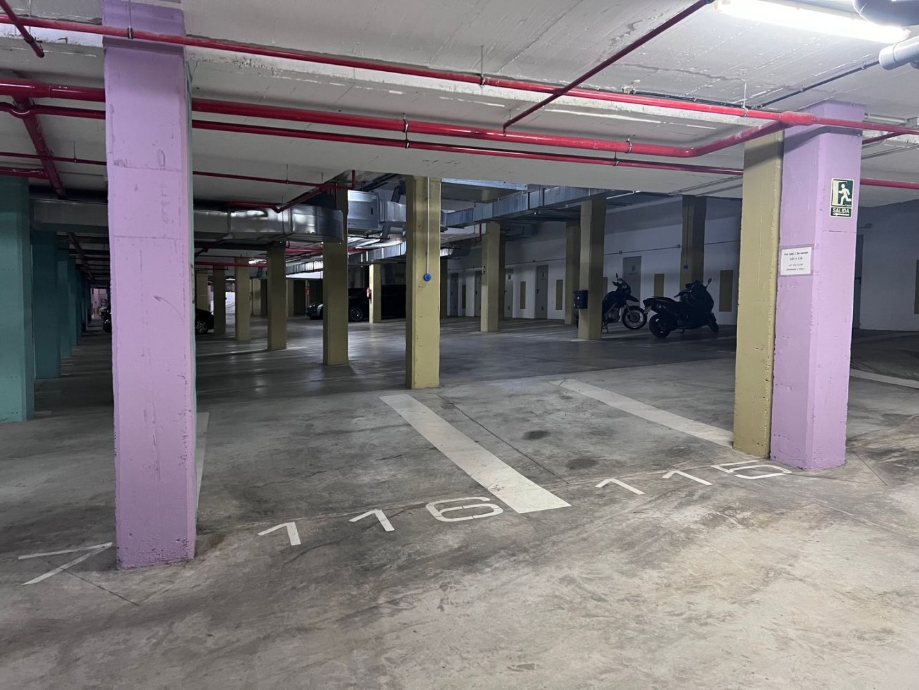 Garage à Marbella, Spain 12m² No. 247268