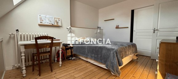 Apartamento de 4 dormitorios en Laval, France No. 109852 3