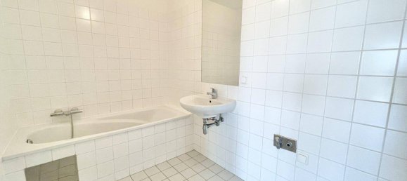 Apartamento de 3 habitaciónes en Simmering, Austria No. 219031 13