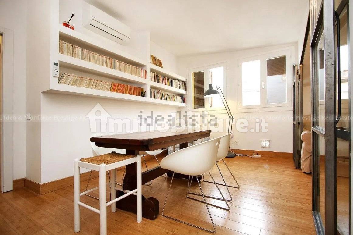 1 bedroom Apartment in Milan, Italy No. 393707