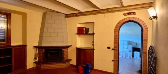 4 bedrooms Duplex in Florence, Italy No. 318129 13