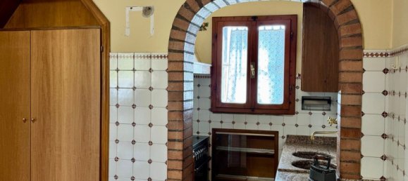 4 bedrooms Duplex in Florence, Italy No. 318129 11