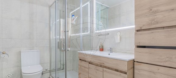 4 bedrooms House in Senhora da Hora, Portugal No. 24070 19