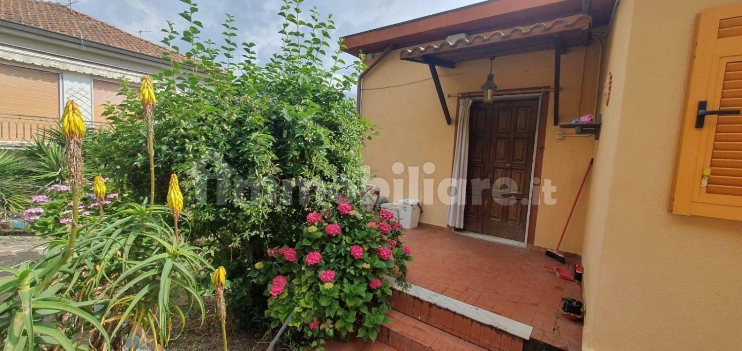 Вилла с 2 спальнями в Специя, Италия № 156244