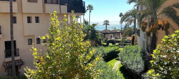 2 bedrooms Apartment in Estepona, Spain No. 9682 4