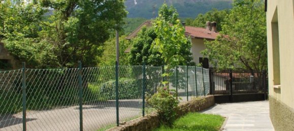 12 rooms House in Villa Minozzo, Italy No. 68122 18