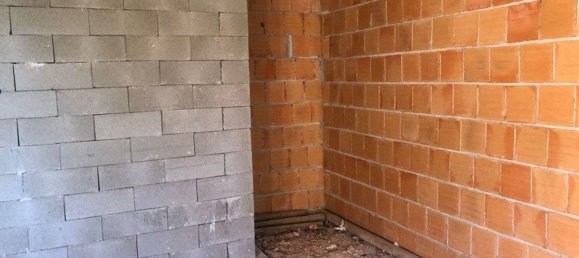 2 Schlafzimmer Haus in Pozzol Groppo, Italy, Nr. 85554 19