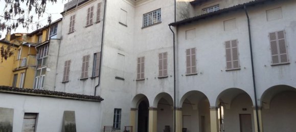 5 rooms Apartment in Piacenza, Italy No. 188905 18