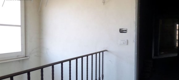 5 rooms Apartment in Piacenza, Italy No. 188905 12