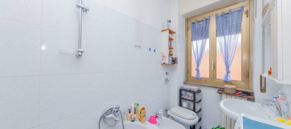 1 bedroom Apartment in Milan, Italy No. 375777 12