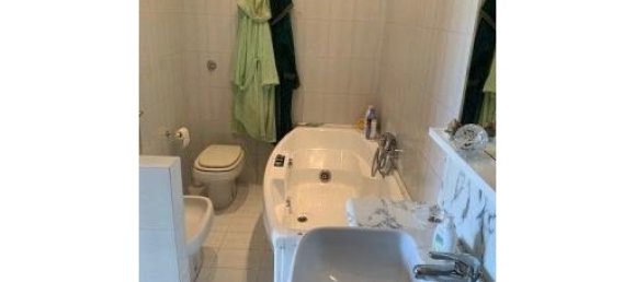 12 rooms House in Empoli, Italy No. 30062 9