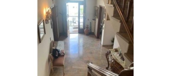 12 rooms House in Empoli, Italy No. 30062 3