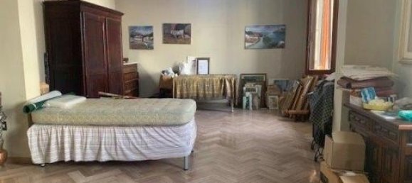 12 rooms House in Empoli, Italy No. 30062 6