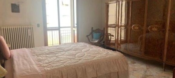 12 rooms House in Empoli, Italy No. 30062 12