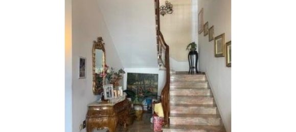 12 rooms House in Empoli, Italy No. 30062 2