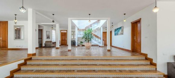 6 bedrooms Villa in Arona, Spain No. 16377 15