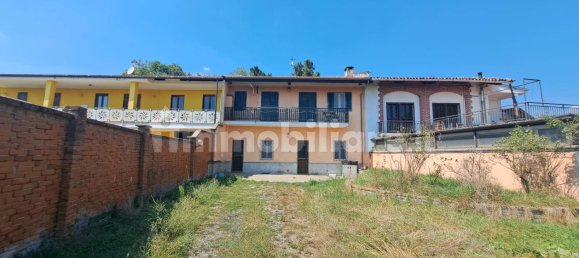 3 bedrooms House in Cumiana, Italy No. 324674 7