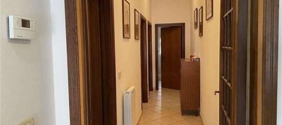6 rooms Apartment in Grosseto, Italy No. 258680 4
