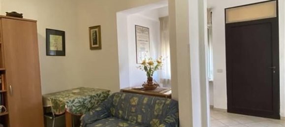 6 rooms Apartment in Grosseto, Italy No. 258680 8