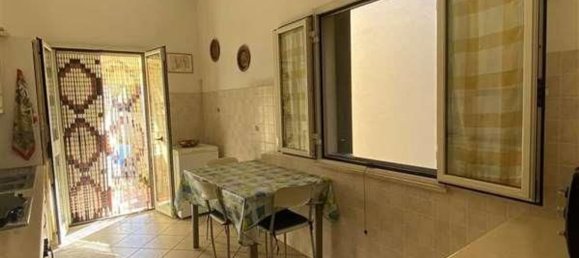 6 rooms Apartment in Grosseto, Italy No. 258680 10