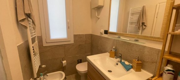 3 rooms Apartment in Bologna, Italy No. 20201 23