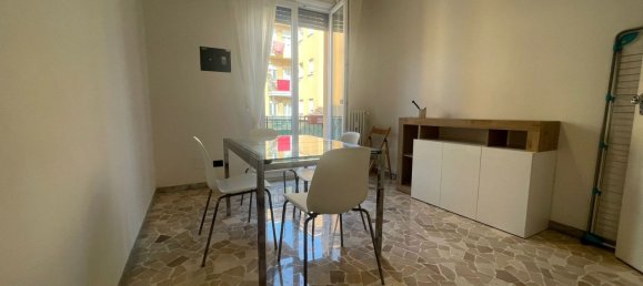 3 rooms Apartment in Bologna, Italy No. 20201 19