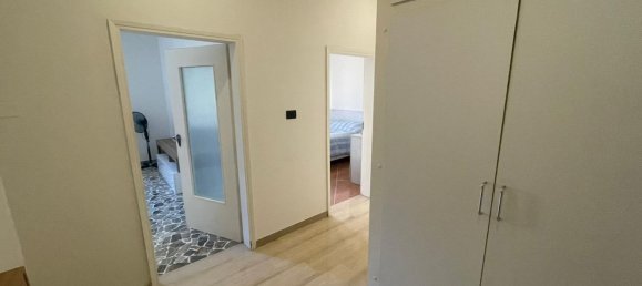 3 rooms Apartment in Bologna, Italy No. 20201 30