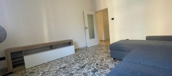 3 rooms Apartment in Bologna, Italy No. 20201 24