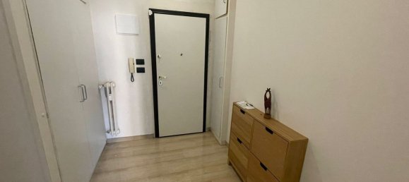 3 rooms Apartment in Bologna, Italy No. 20201 6