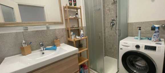 3 rooms Apartment in Bologna, Italy No. 20201 20