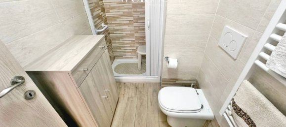 2 chambres Maison à Campi Bisenzio, Italy No. 375719 17