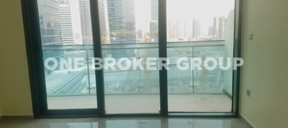 1 bedroom Apartment in Business Bay, UAE No. 1633 2