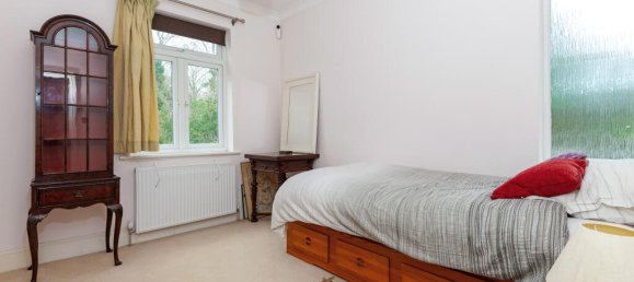 3 bedrooms House in London, United Kingdom No. 14002 14